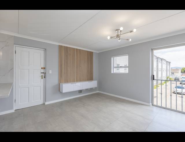 2 BEDROOM APARTMENT SOLD IN LANSDOWNE
